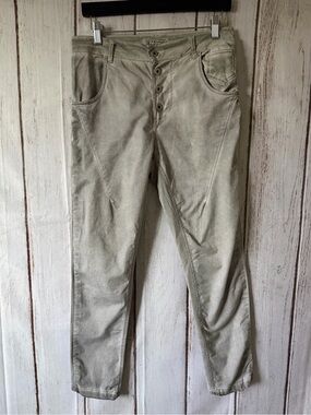 Femme Fatale Button Fly Slim Leg Jeans Gray